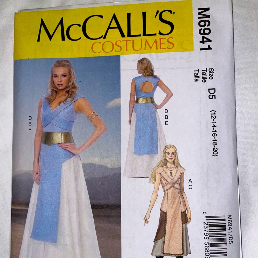 Plus Size Game of Thrones Costume Pattern M6941